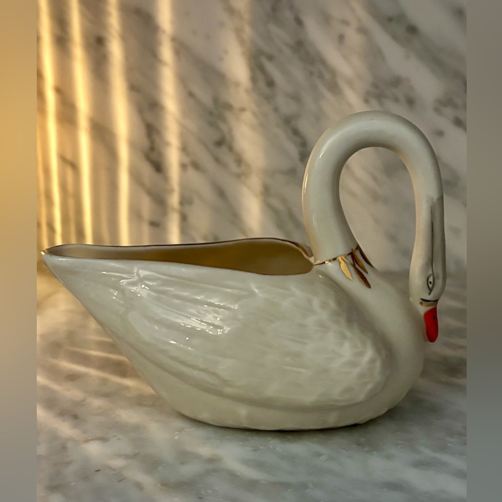 Vintage Belleek Swan Shaped Creamer/Trinket dish